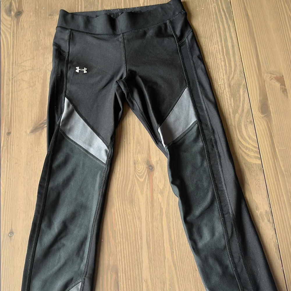 Under Armour Black and Gray Compression Leggings